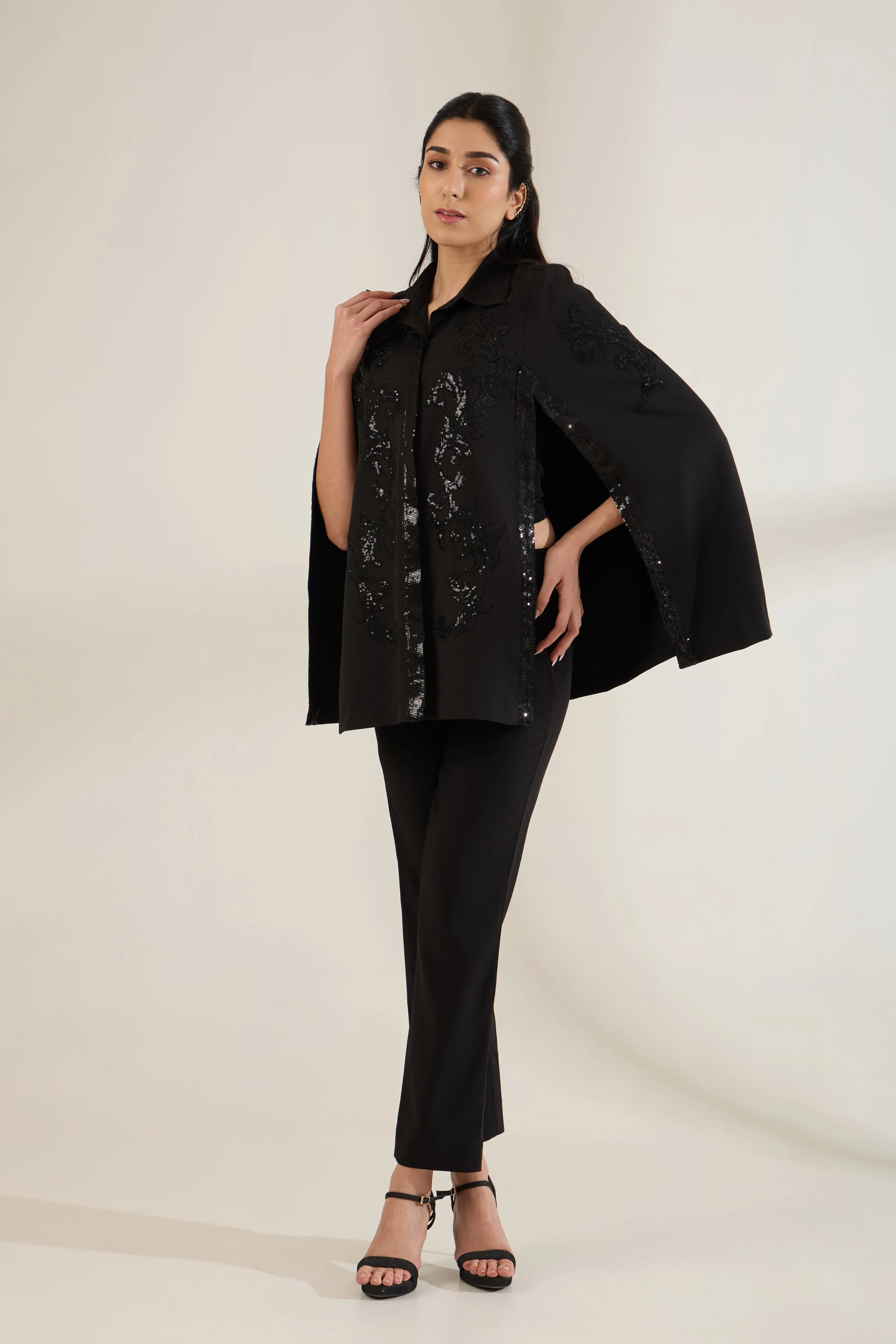 ABSOLUTE FORMAL CAPE