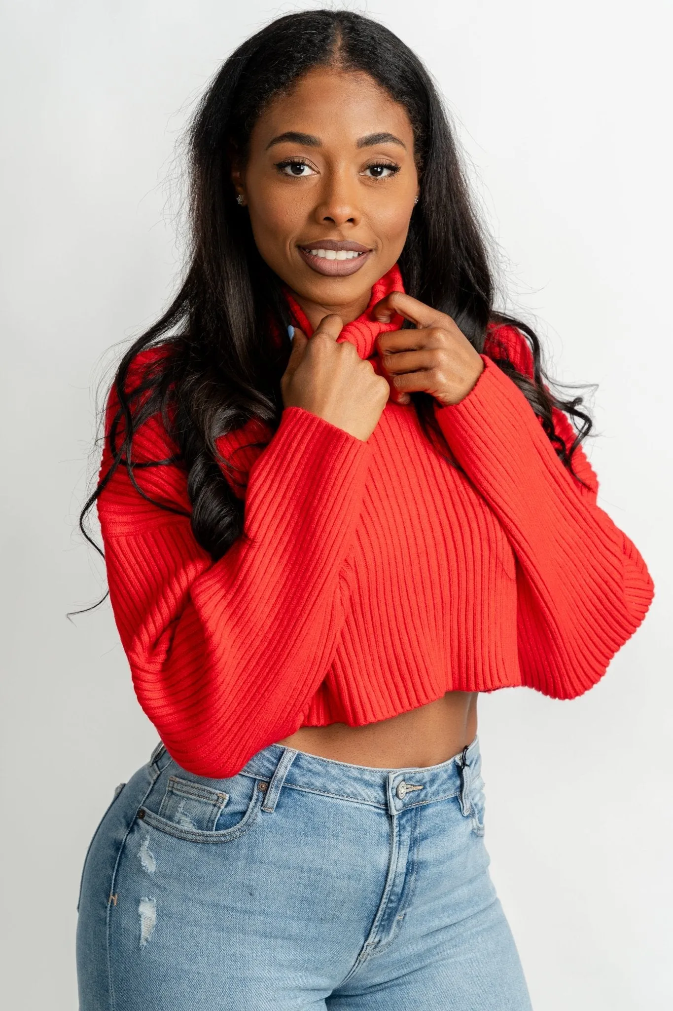 Crop turtleneck sweater red