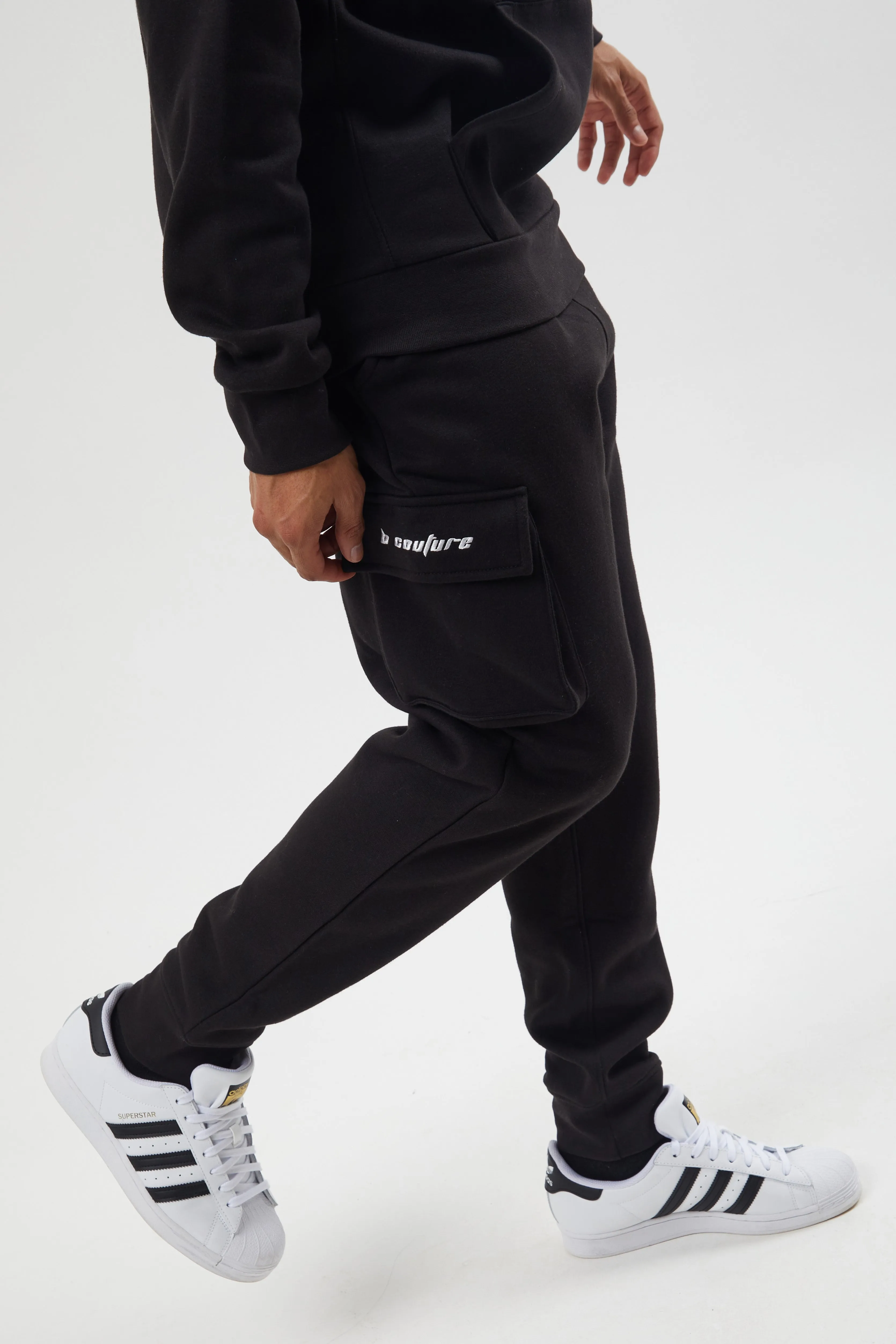 Field Place Cargo Joggers- Black