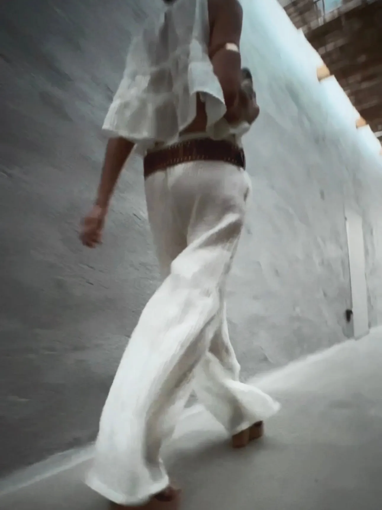 LOOSE PANTS - WHITE