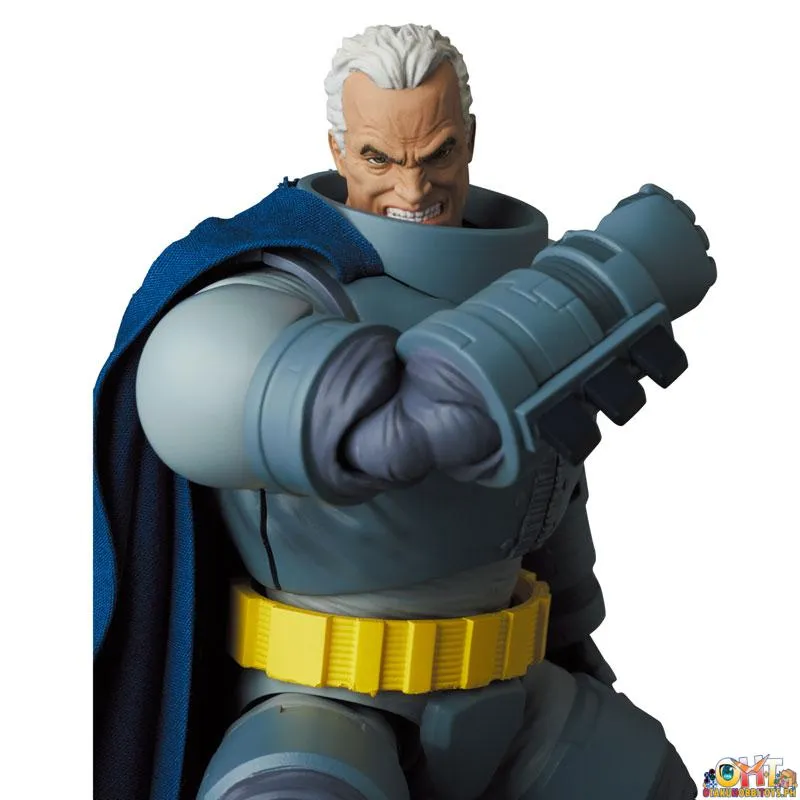 MAFEX No.146 Armored Batman