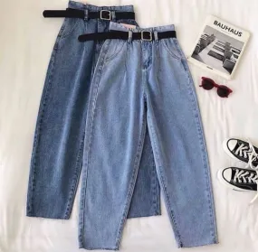 Mom fit jeans