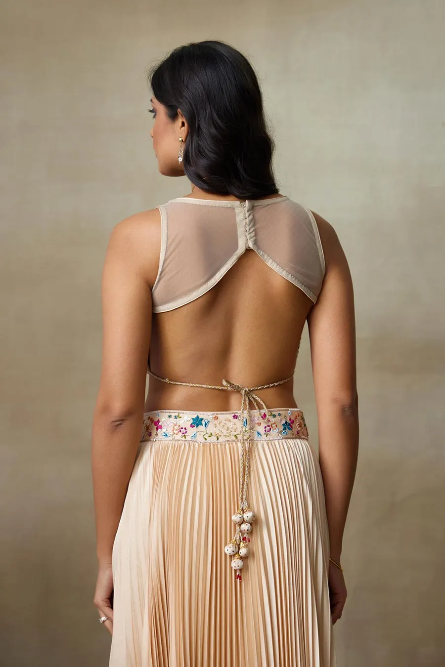 Toosh Stary Embroidered Blouse, Skirt & Cape Set