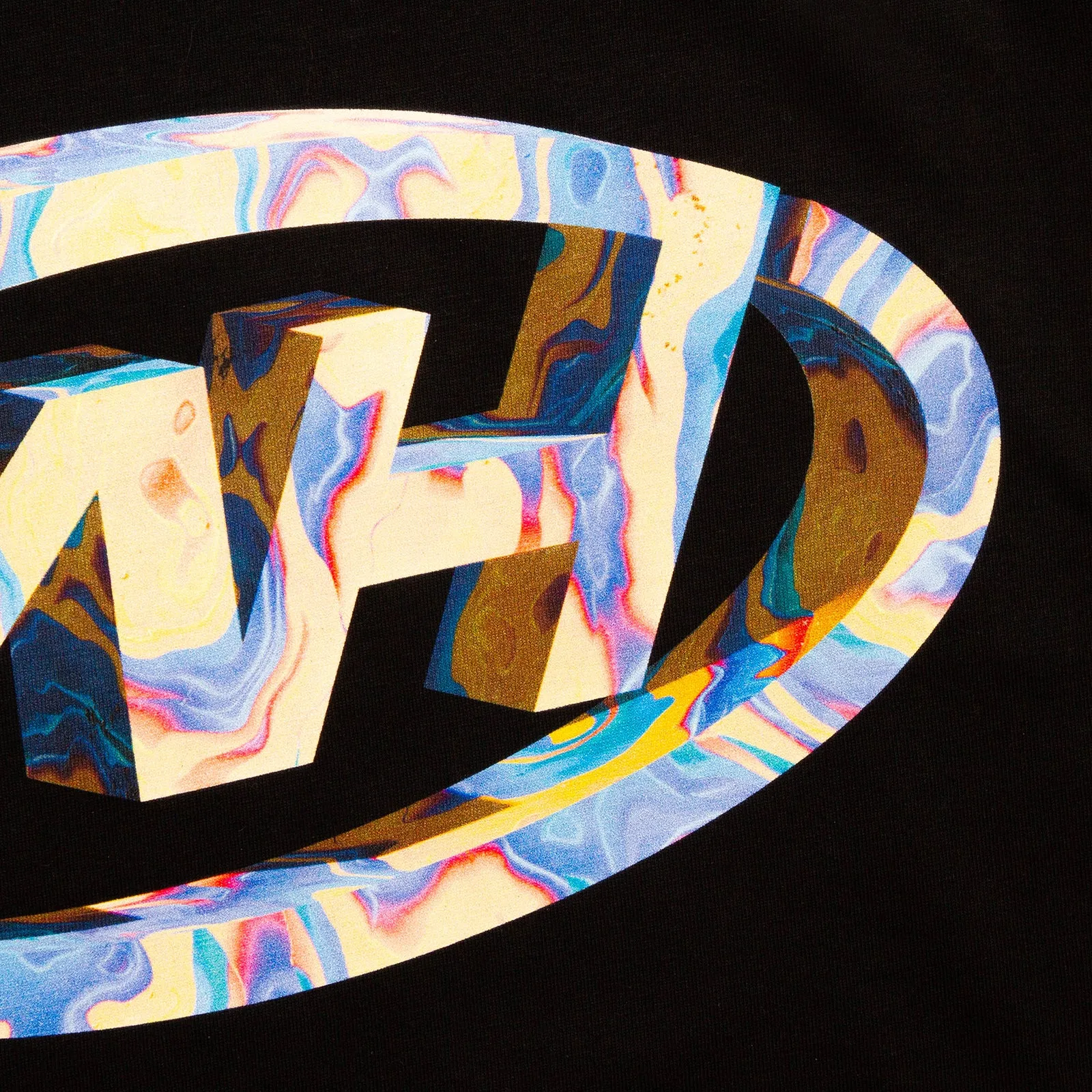 WH Crew Coral Front Print - Tshirt - Black