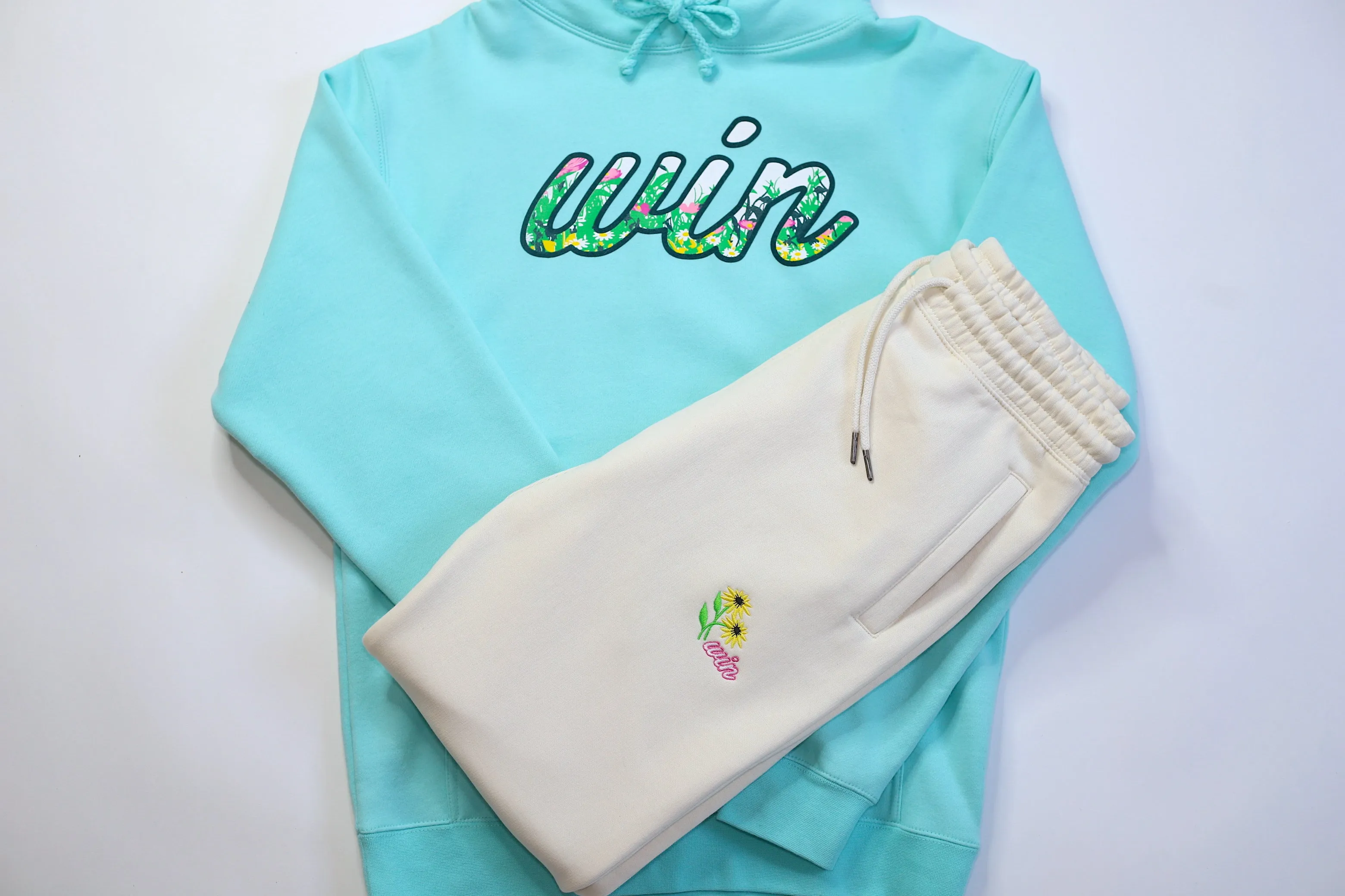 Win Easter Cuffed Sweatpants - Natural
