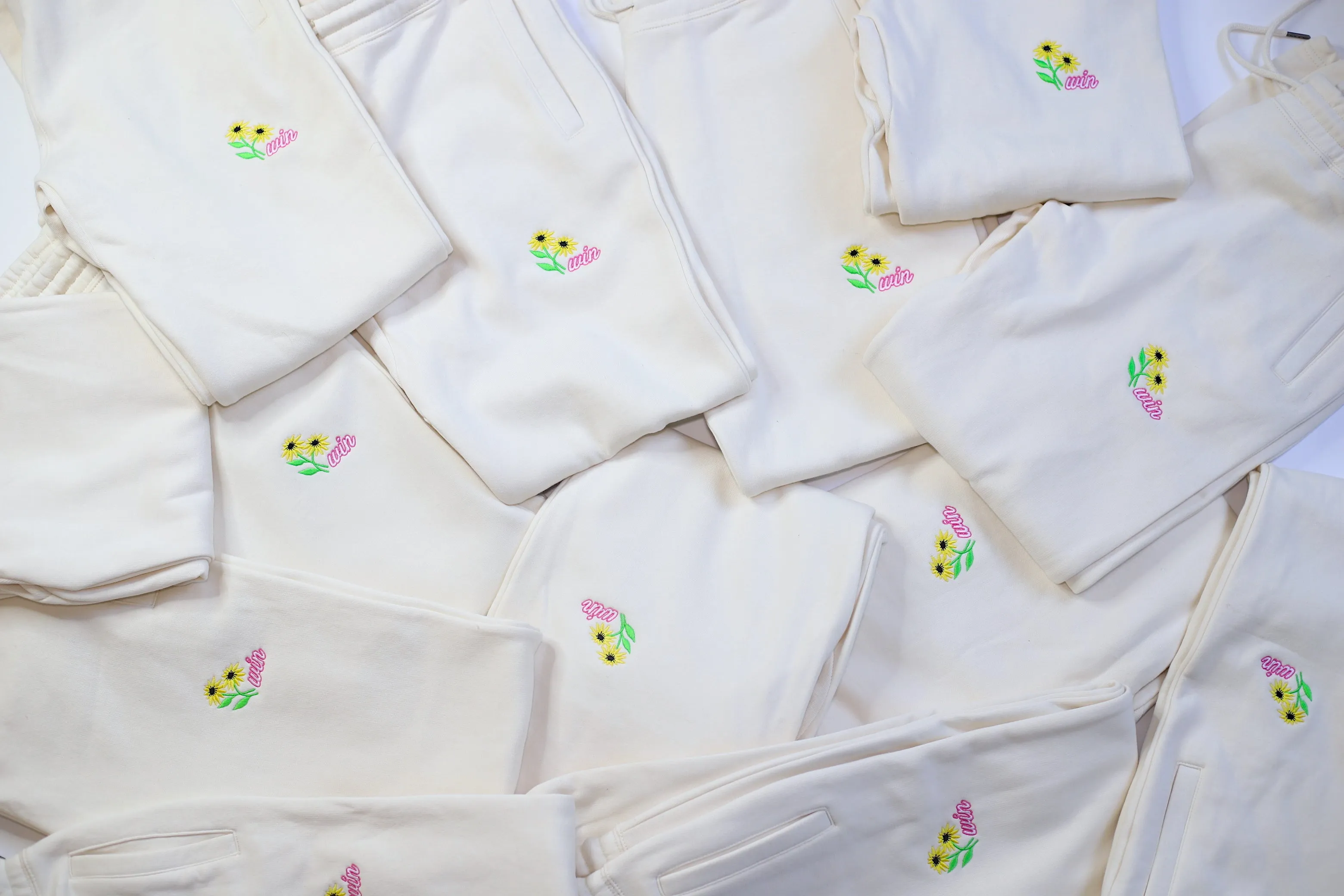 Win Easter Cuffed Sweatpants - Natural