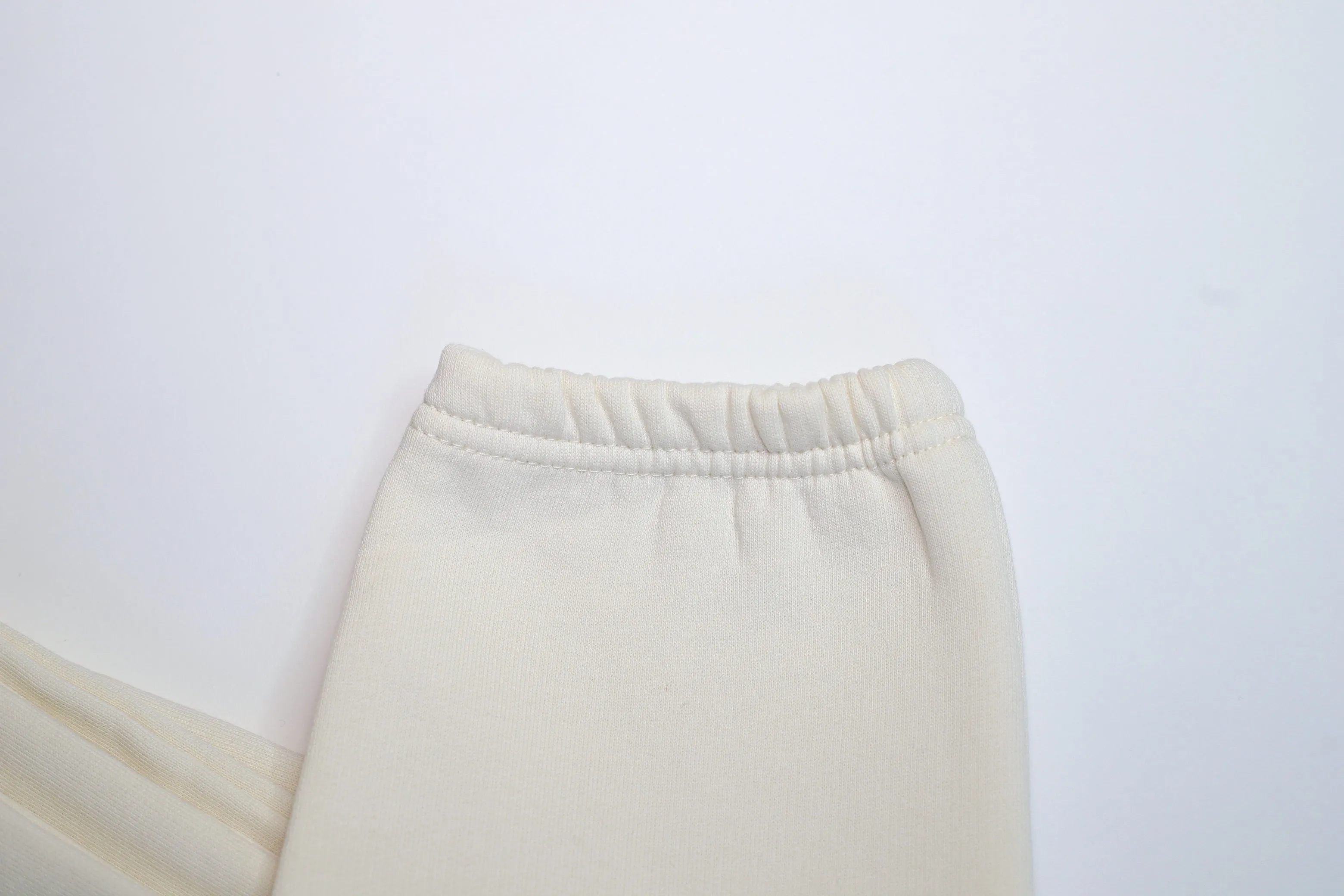 Win Easter Cuffed Sweatpants - Natural