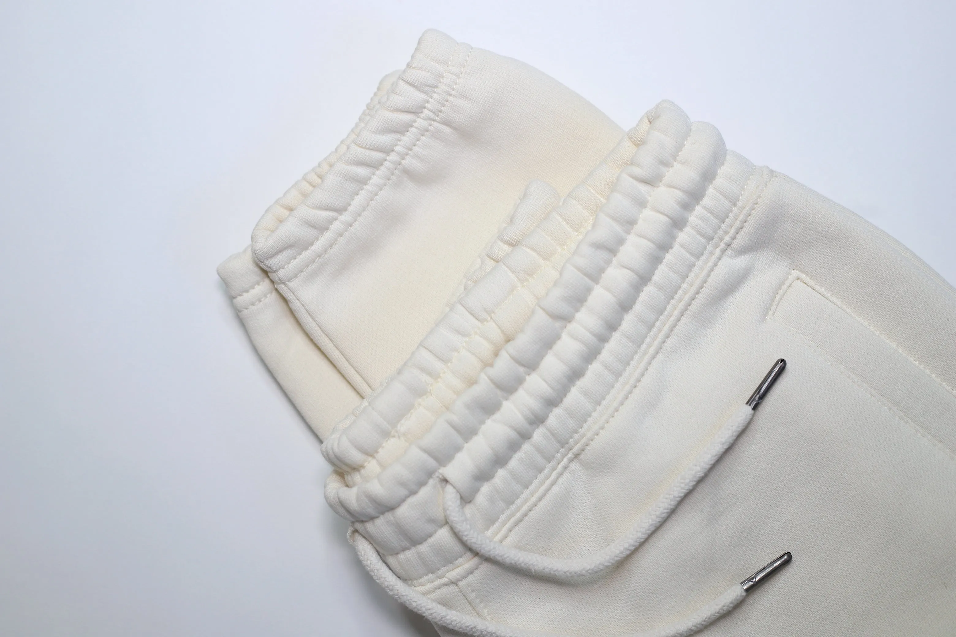 Win Easter Cuffed Sweatpants - Natural
