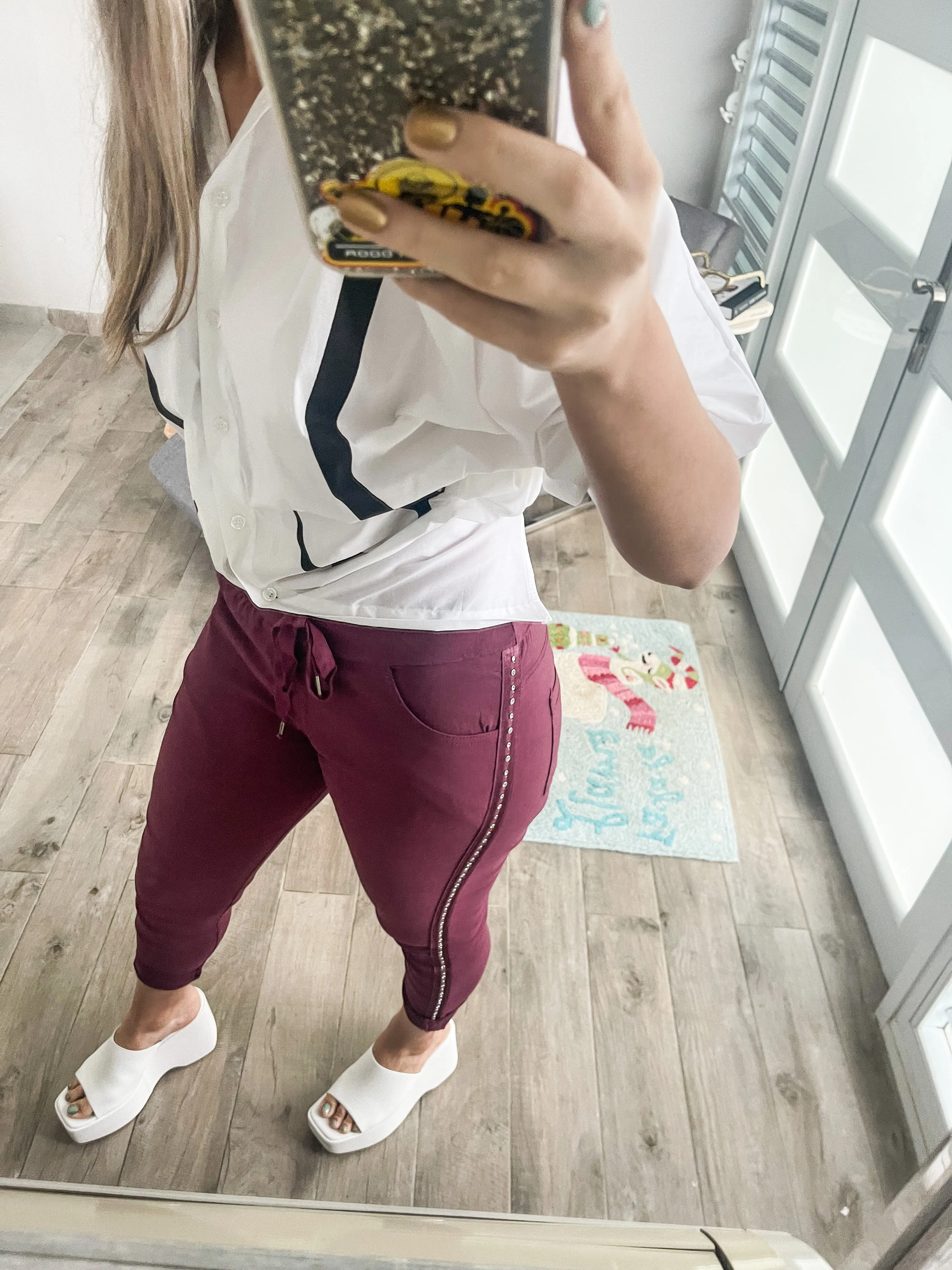WINE SIDE RHINESTONES CRINKLE JOGGERS